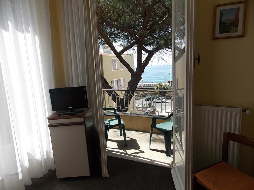 Hotel Arco Del Sole Lavagna Værelse billede