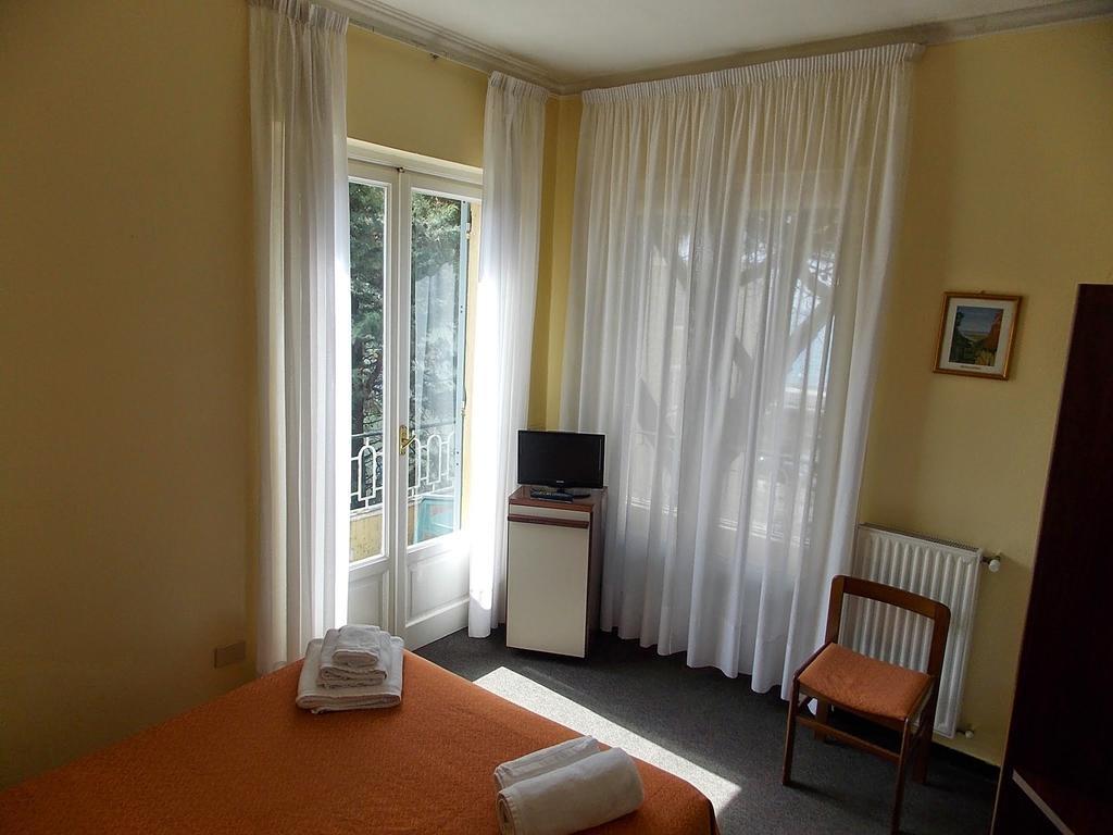 Hotel Arco Del Sole Lavagna Værelse billede