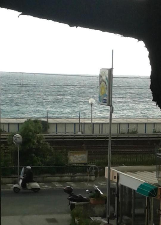 Hotel Arco Del Sole Lavagna Eksteriør billede